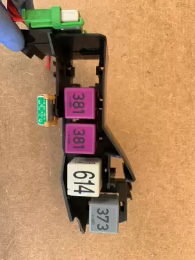 4e0937503b Audi 2004-2007 A8 Quattro Front Passenger Lower Fuse Relay Box Holder Board Oem #3