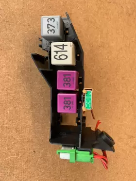 4e0937503b Audi 2004-2007 A8 Quattro Front Passenger Lower Fuse Relay Box Holder Board Oem