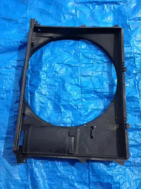1702893 Bmw E39 Radiator Tank Fan Shroud Cooling Cooler Vent Guide Overflow Over Flow Oe