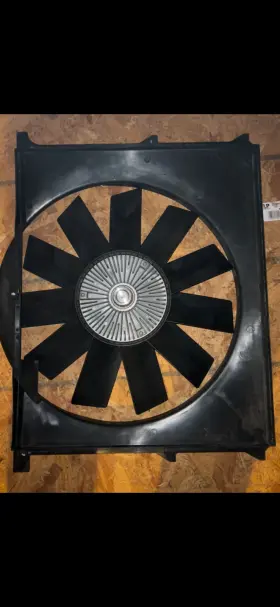 17101715321 Bmw Z3 Roadster Engine Cooling Clutch Fan With Shroud 99-02 Oem