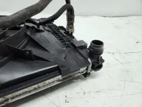 17119071518 Bmw 00-06 E46 3 Series Front Engine Cooling Fan Radiator Assembly Factory Oem #2