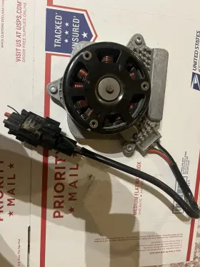 17418641951 Bmw 12-16 F10 528i Engine Radiator Cooling Fan Motor 8641951 Oem