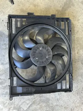 17427649150 Bmw I8 I12 I15 Front Radiator Cooling Fan And Shroud Assembly 2014 - 2020 Oem #3