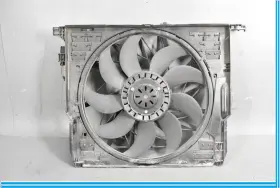17428509742 Bmw 10-18 640i 650i F10 F13 N63 Left Electric Radiator Cooling Fan With Shroud Oem