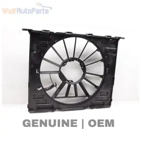 17428638431 Bmw 2016-2018 750i Xdrive G12 - Radiator Electric Cooling Fan Housing / Cowl