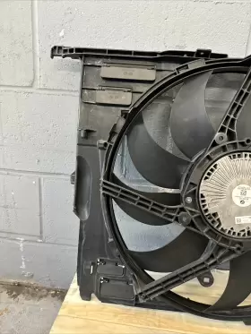 178990-10 Bmw 13-18 F10 M5 Engine Cooling Fan Assembly Oem Cracked #3