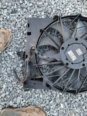 7534912 Bmw 06 07 08 09 10 5 6 Series 550i 650i Radiator Cooling Motor Fan Assembly Oem #2