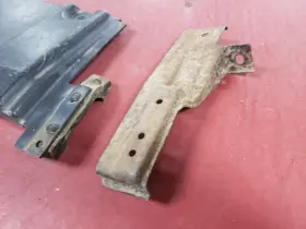 1386238 Buick 1969 1970 Wildcat Electra Radiator Top Cover Plate Support W End Brackets #3