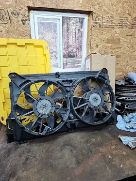 10365867 Chevrolet 2005 2007 Silverado 1500 Electric Fan