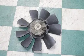 15010202 Chevrolet 03-06 Silverado 6.6l Diesel Motor Engine Cooling Fan Clutch Blades Oem Oe Wty