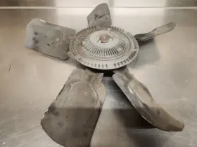 325-00476a Chevrolet 1977 Impala Blade Fan With Clutch 77 Chevy Cooling