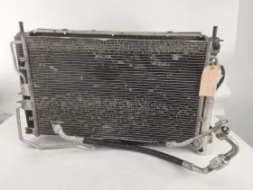 15842003 Chevrolet 84145767 2010-2017 Equinox Radiator With Cooling Fan Assembly Oem