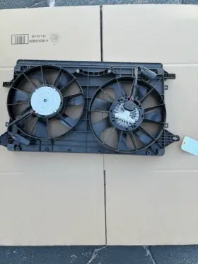 84153646 Chevrolet New Gm Oem 2016-2019 Volt Engine Cooling Fan Shroud -