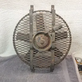 P20604 Davies Craig Vintage Cooling Fan Chevrolet Chevy Vtg