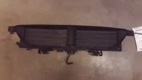 670-04001x Dodge 2013 Dart Radiator Cooling Shutter Oem
