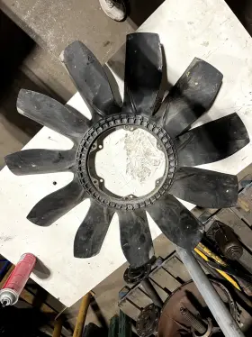 M1386001 Factory/oem Mack Volvo Fan Blade Behr
