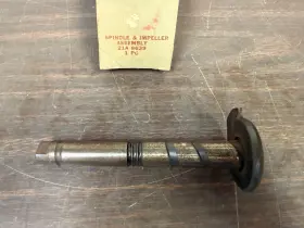 Ford 21a-8639 1942 1943 1944 1945 1946-1952 Car Truck Flathead Fan Shaft Spindle Nos 526