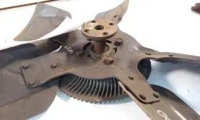 326-00137 Ford 65-71 Ltd Pass Conversion Fan Clutch 5 Blade 325 #2