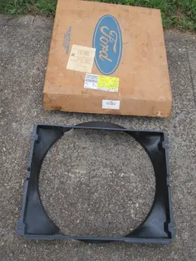 C9zz-8146-b Ford Nos 1969 1970 Mustang 302 351w Fan Shroud Non-a/c 20 Inch Fomoco