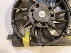Ej73-8c607-af Ford Ej738c607af 2017-2019 Escape Oem Radiator Fan Motor Assembly #2