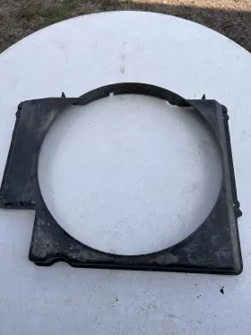 F5ta8146rb Ford 1995 1996 1997 F-250 F-350 7.3l Diesel Radiator Fan Shroud 94.5-97 Obs #2