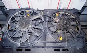 F8oh-8c607-ae Ford 1998 2002 Lincoln Continental 4.6l Dohc 32v Dual Electric Fans Oem