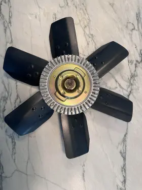 27112896 General Motors Sbc 17 Inch 6 Blade Clutch Fan
