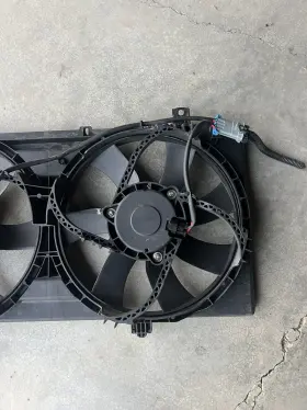 10860420 Gm 2010-2011 Chevy Camaro Ss 6.2l Ls3 L99 Radiator Cooling Fan Assembly Oem #3