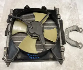 80110-s01-a11 Honda 1999 99 00 Civic Si Em1 A/c Condenser / Fan Assembly