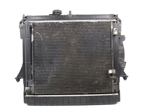 10400153 Hummer 2006 - 2010 H3 Engine Radiators With Cooling Fan Shroud