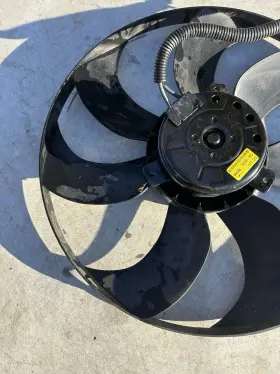 25386-k2000 Hyundai 2021 Venue Radiator Fan Motor Oem #2