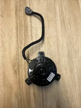 A005595 Hyundai Kia Forte 2.0l Engine Cooling Fan Motor Oem #2