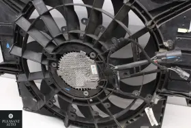 Gx738c607de Jaguar 17 2017 X760 Xe 2.0 Engine Radiator Cooling Fan Motor Shroud Oem 103023c #2