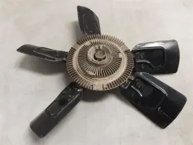 325-00854 Jeep Tj Wrangler 4.0l 6 Cylinder Fan Blade W Clutch 97-06 Screw On Style 137374