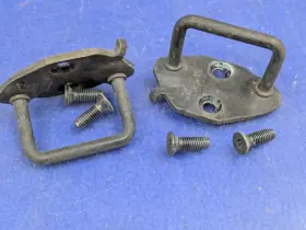 Dke2-1688 Land Rover 2x Range L405 L494 Hood Strikes Strikers Latches Oem