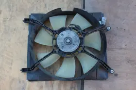 674-58823l Lexus 2000 Es300 Left Driver Side Radiator Cooling Fan Assembly