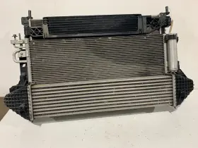 Ej7z6k775a Lincoln 2015-2019 Mkc 2.0l Radiator And Cooling Fan Shroud Ac Condenser Oem