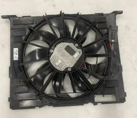 17427953399 Mahle Bmw G11 G12 G14 G30 Engine Cooling Fan Shroud With Motor Oem 2016-2019