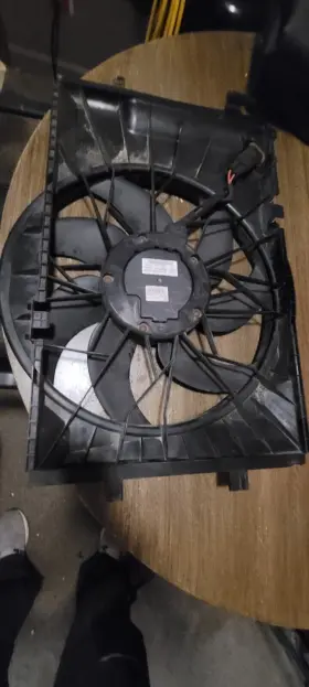 A2035400788 Mercedes 04-09 W209 W203 Clk550 350 Engine Cooling Radiator Fan