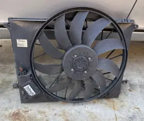 A2205000293 Mercedes-benz 885 000 583 Genuine Oem Cl500 S600 Sl500 S500 W220 W215 Engine Cooling Fan Assembly