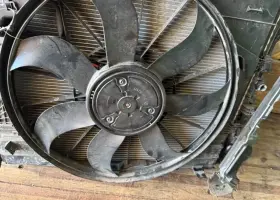 A0999063902 Mercedes-benz A0995003600 2018 2019 W213 E300 Engine Cooling Radiator Fan Assy #2