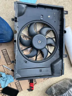 A2025053555 Mercedes-benz 97-04 R170 Slk Engine Cooling Radiator Fan Oem #3