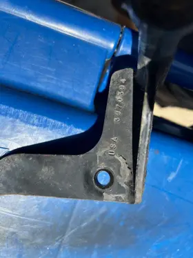 3970394 Mopar Dodge Ram 2500/3500 04.5-09 5.9l / 6.7l Cummins Lower Fan Shroud Bracket #3