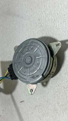21487-1aa0e Nissan 2009-11 Maxima Genuine Auxiliary Engine Cooling Fan Motor #2