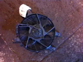 674-59598 Nissan 2001 Frontier Radiator Fan Motor Assembly Condenser 6 Cylinder #3