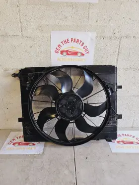 A0999061401 Oem Glc300 2016 - 2022 Mercedes X253 Engine Cooling Fan Used P/n