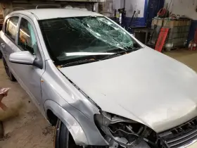 674-00586 Saturn Radiator Fan Motor Assembly Driver Left Opt C41 Fits 08-09 Astra 892151