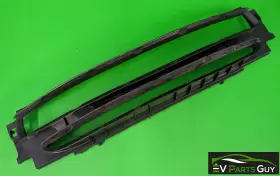 6008193-00-b Tesla Model S 2012-2016 Front End Ducting - Center Radiator #2
