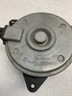 16363-37060 Toyota 2016-22 Prius 1.8l Cooling Fan Motor Lh Side Oem #3